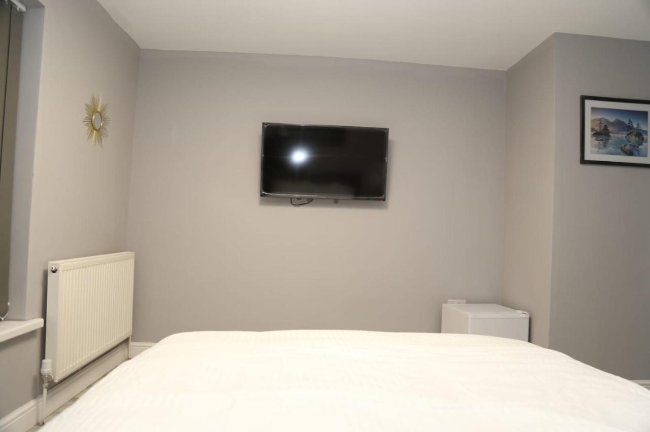 A A Guest Rooms Woolwich Лондон Экстерьер фото